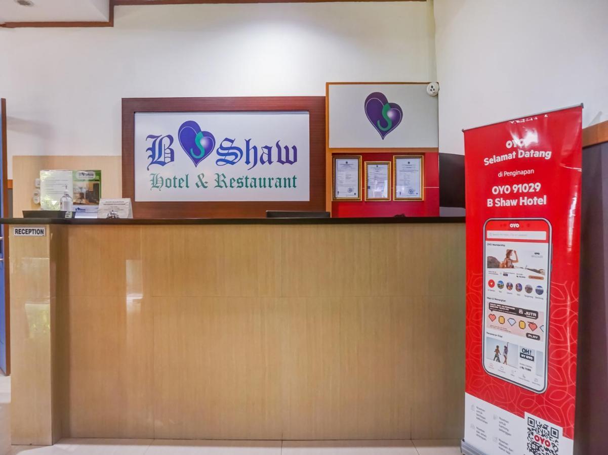 B Shaw Hotel Jakarta Exterior foto