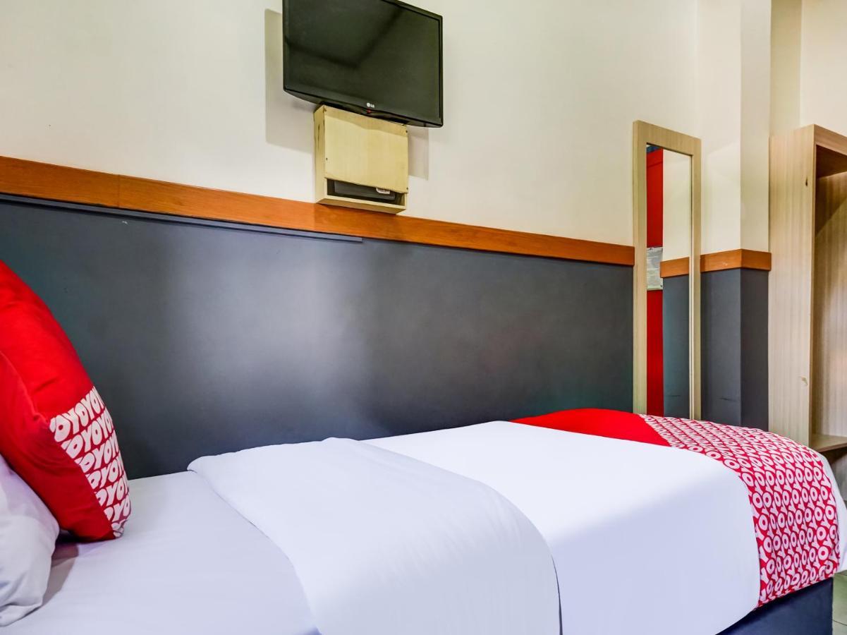 B Shaw Hotel Jakarta Exterior foto