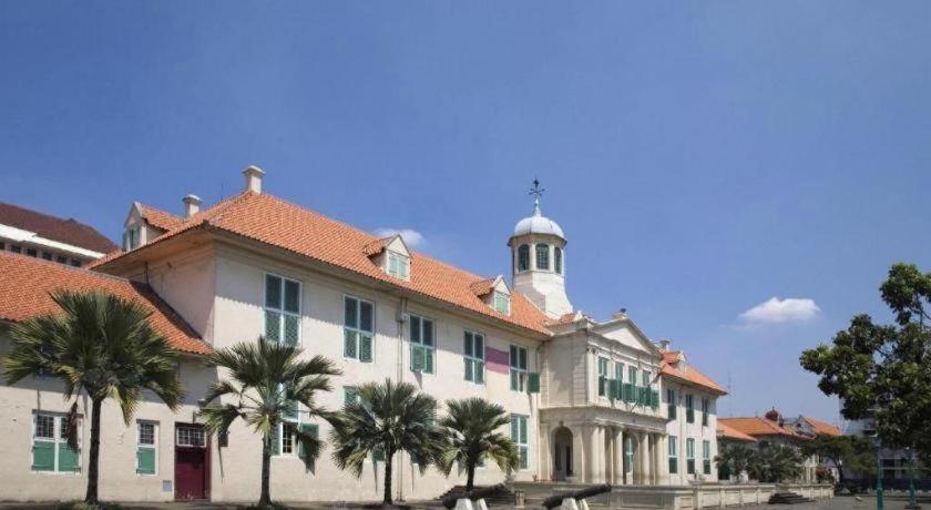 B Shaw Hotel Jakarta Exterior foto